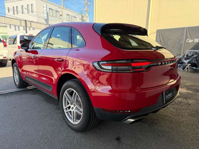 Porsche Macan 11