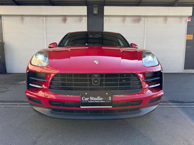 Porsche Macan 2