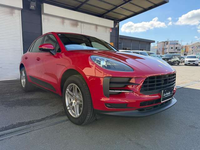 Porsche Macan 3