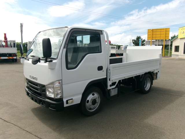 Isuzu Elf 3