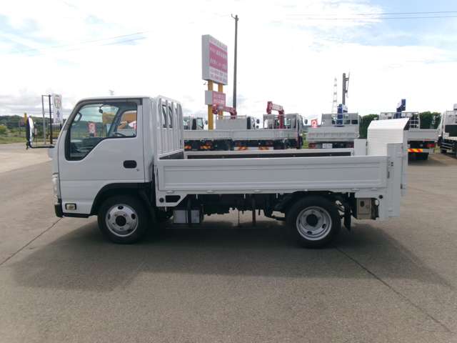 Isuzu Elf 4