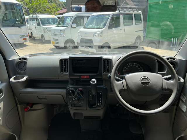 Nissan NV100 Clipper 2