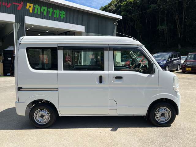 Nissan NV100 Clipper 6