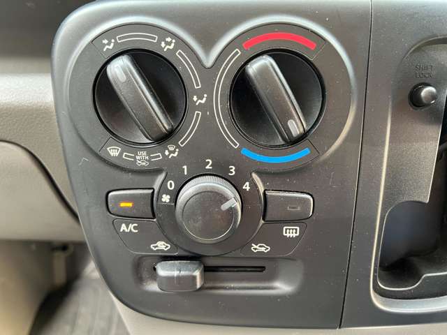 Nissan NV100 Clipper 3