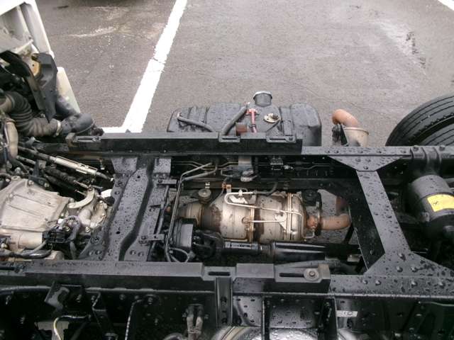 Isuzu Elf 11