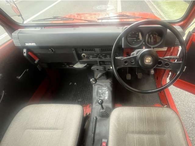 Suzuki Jimny 9