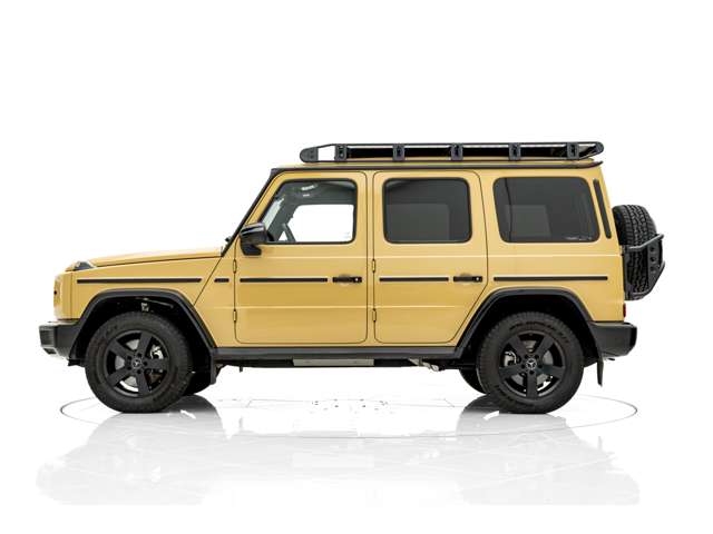 Mercedes-Benz G-Class 4