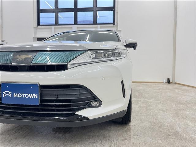 Toyota Harrier 4