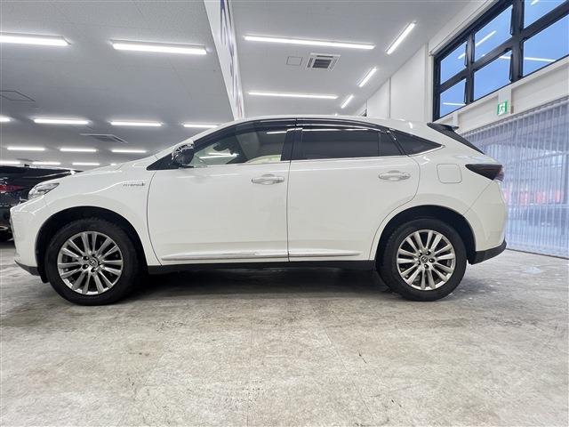 Toyota Harrier 8