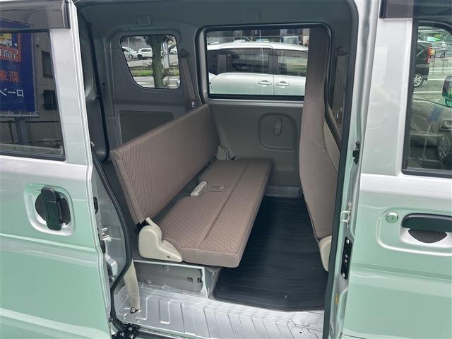 Nissan NV100 Clipper 4