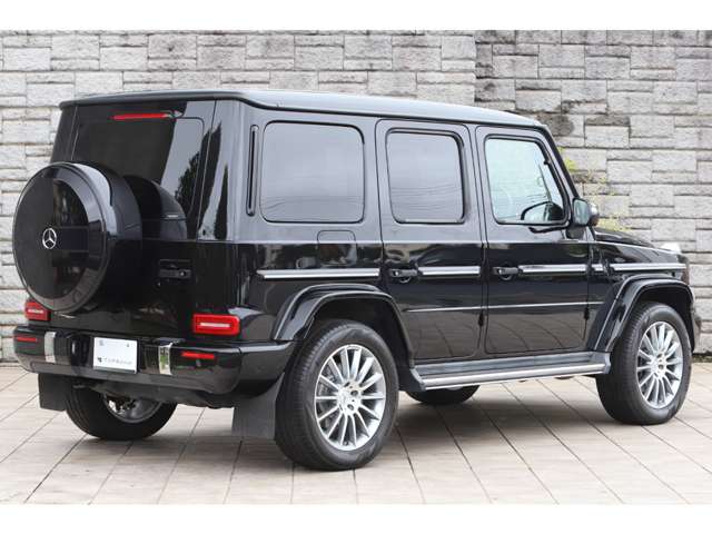 Mercedes-Benz G-Class 2