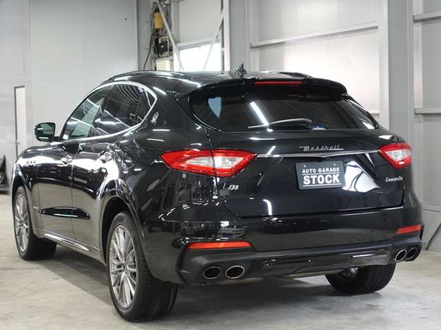 Maserati Levante 12