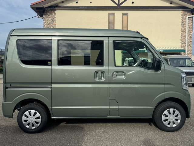 Suzuki Every 8