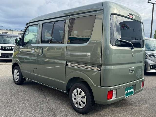 Suzuki Every 9