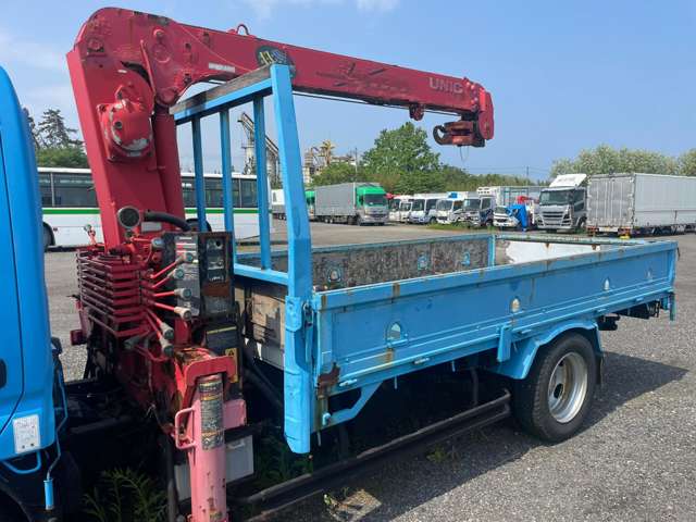 Hino Dutro 5