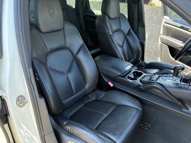 Porsche Cayenne 11