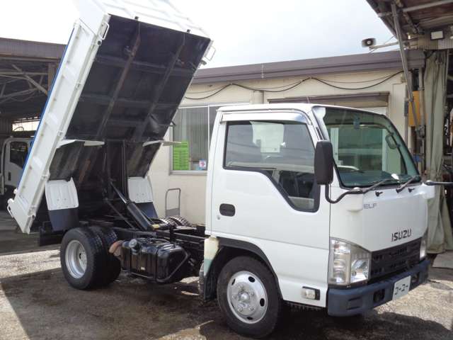 Isuzu Elf 6