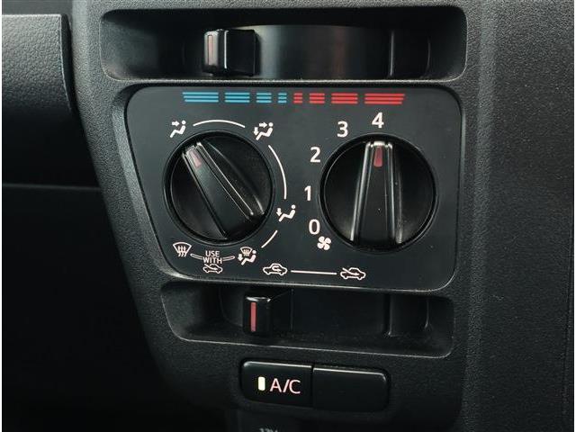 Daihatsu Hijet Deck Van 10