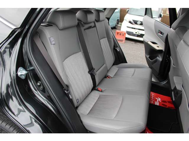 Toyota Harrier 12