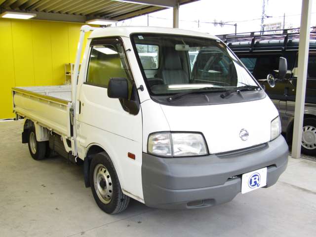 Nissan Vanette Truck 11