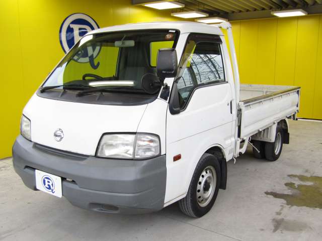 Nissan Vanette Truck 10