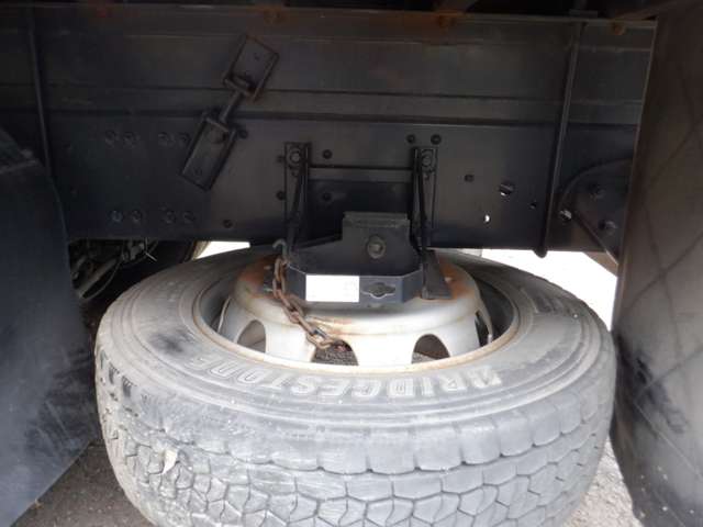 Mitsubishi Fuso Fighter 12