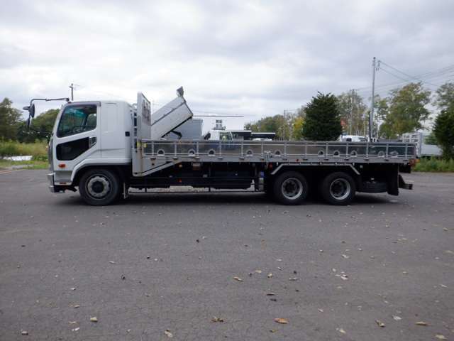 Mitsubishi Fuso Fighter 7