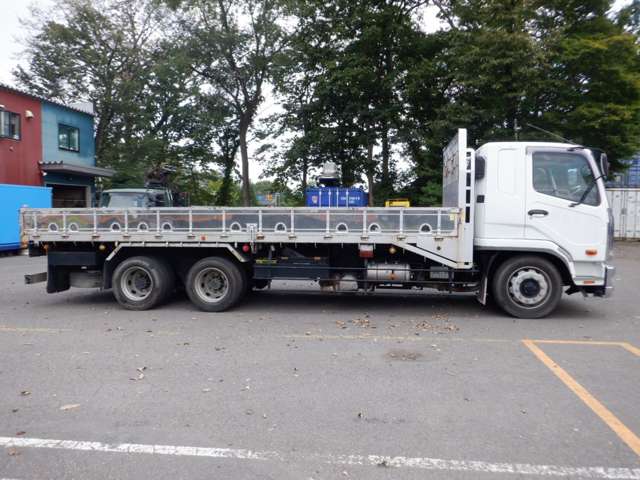 Mitsubishi Fuso Fighter 8