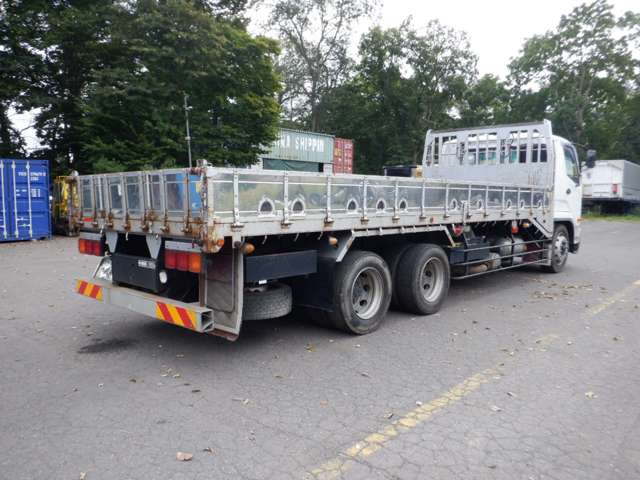 Mitsubishi Fuso Fighter 9