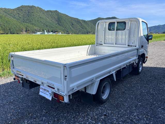 Toyota Dyna 8