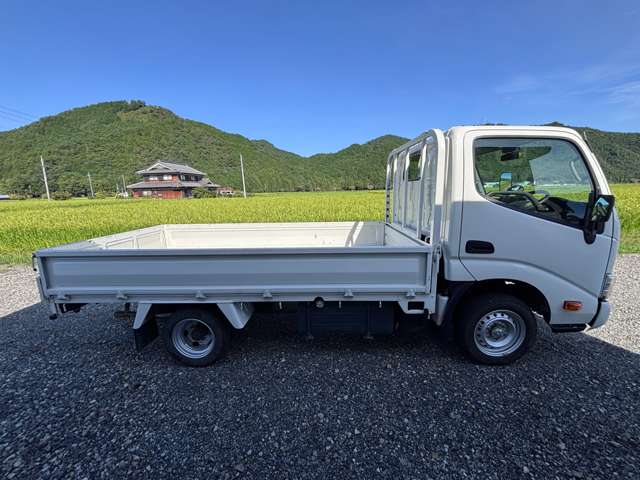 Toyota Dyna 9