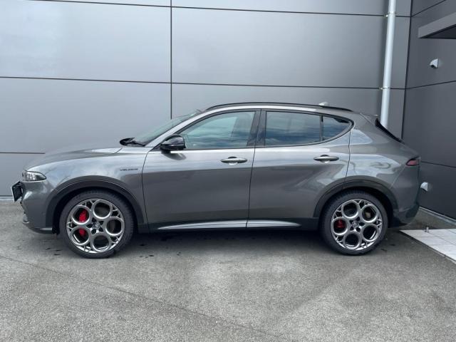 Alfa Romeo トナーレ 3