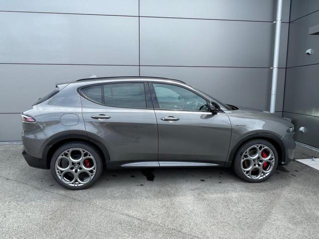 Alfa Romeo トナーレ 4