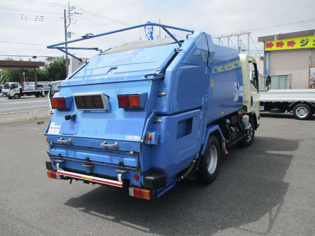 Isuzu Elf 5
