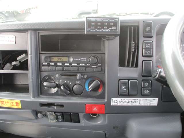 Isuzu Elf 7