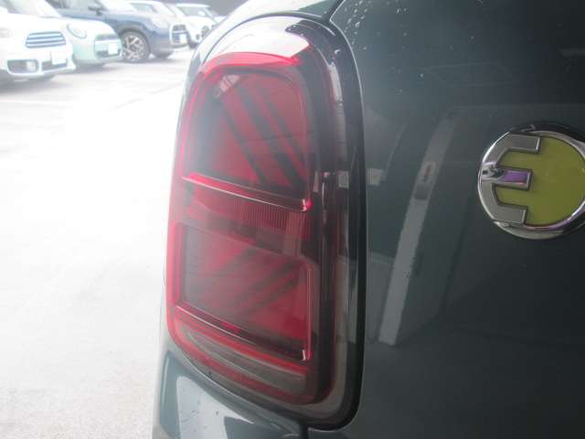 MINI Crossover 11