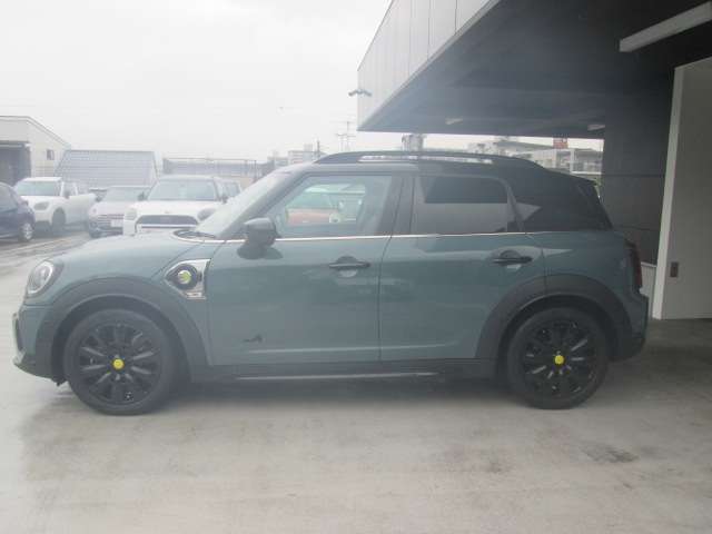 MINI Crossover 10