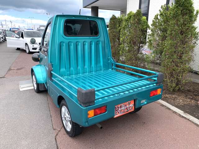 Daihatsu Midget II 7