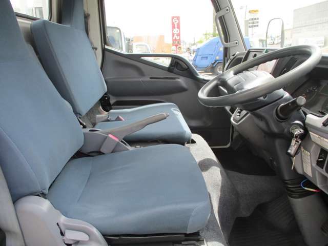 Mitsubishi Fuso Canter 11