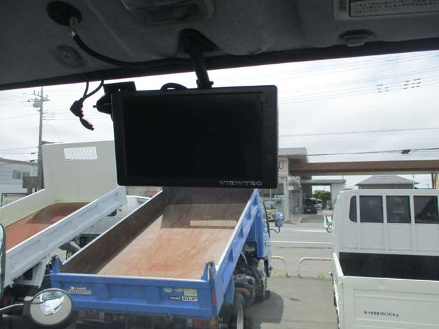Mitsubishi Fuso Canter 9
