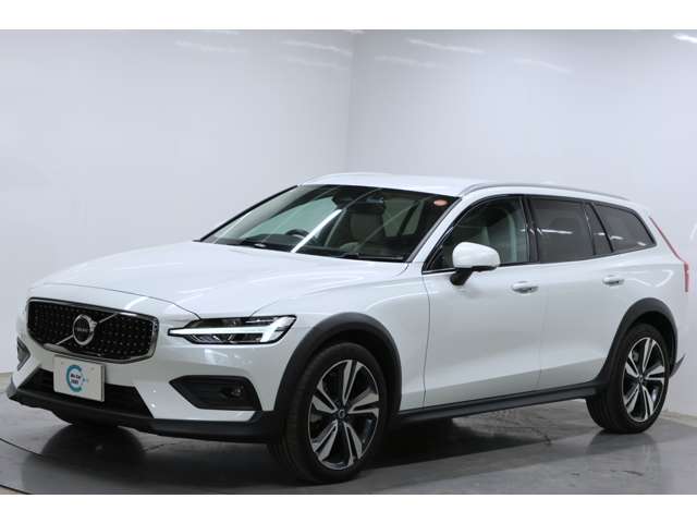 Volvo V60 Cross Country 11