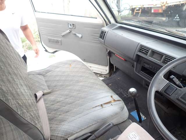 Mazda Bongo Truck 9