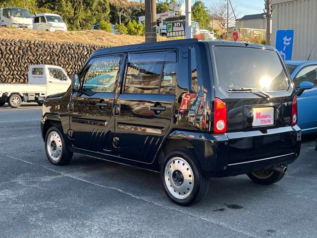 Daihatsu ネイキッド 3