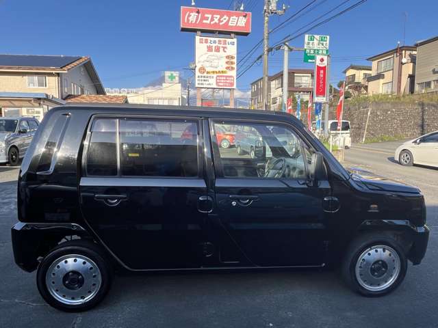 Daihatsu ネイキッド 6