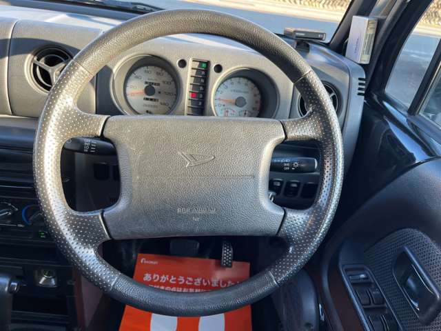 Daihatsu ネイキッド 10