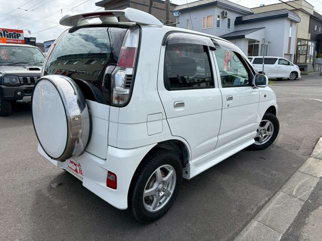 Daihatsu Terios Kid 5
