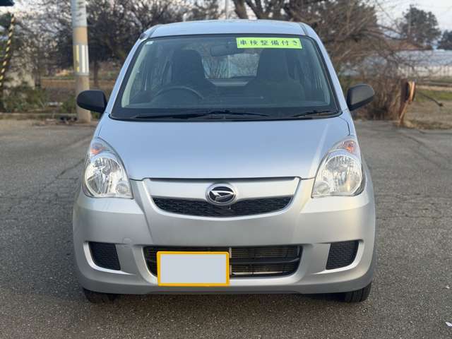 Daihatsu Mira 9