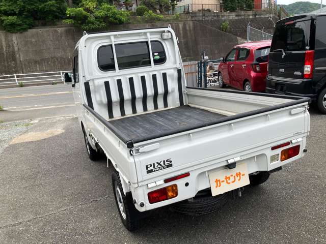 Toyota Pixis Truck 6