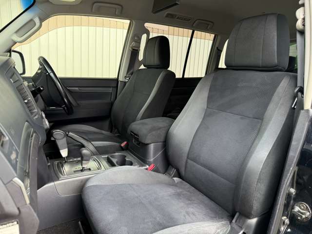 Mitsubishi Pajero 7