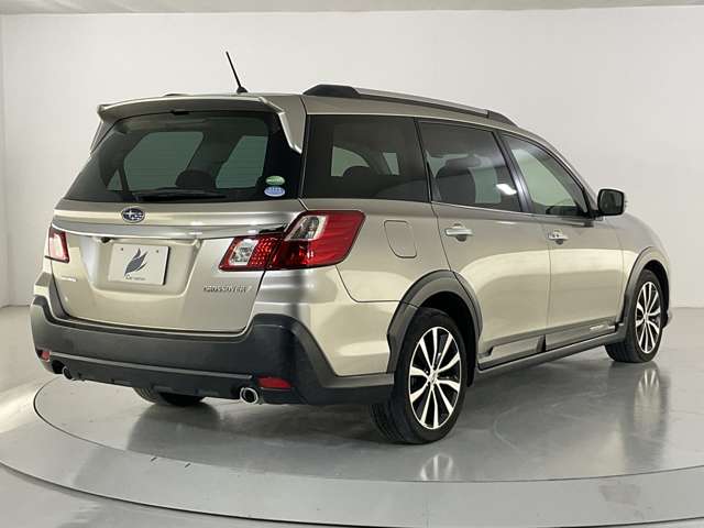 Subaru Exiga Crossover7 9